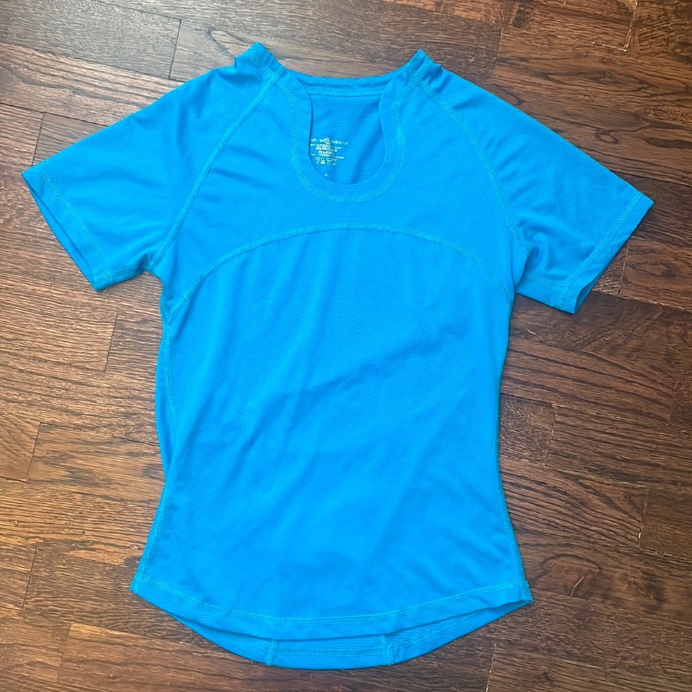 Lululemon T-Shirt